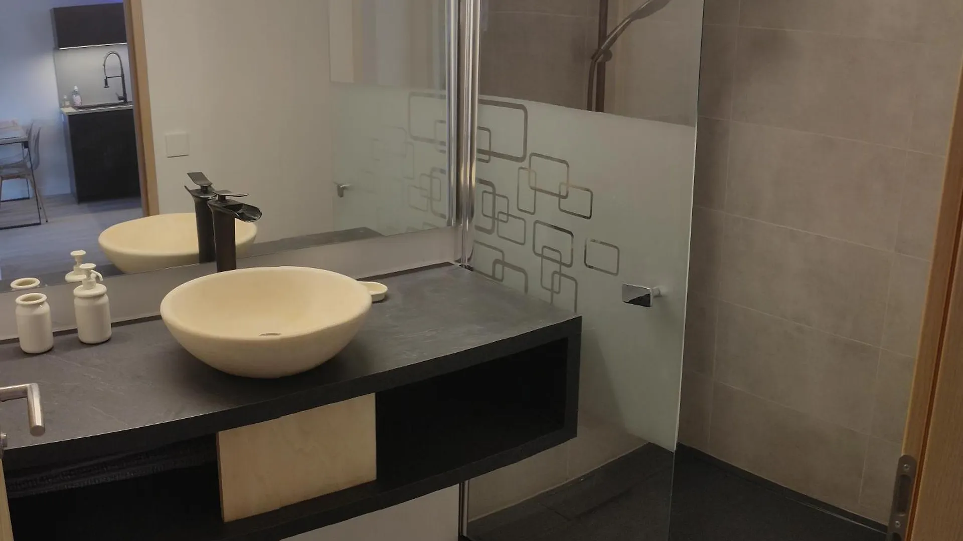 Apartmán Ideally Located, Air-Conditioned Grenoble Francie
